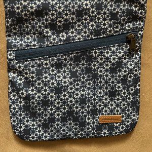 Eddie Bauer Blue Flower Crossbody